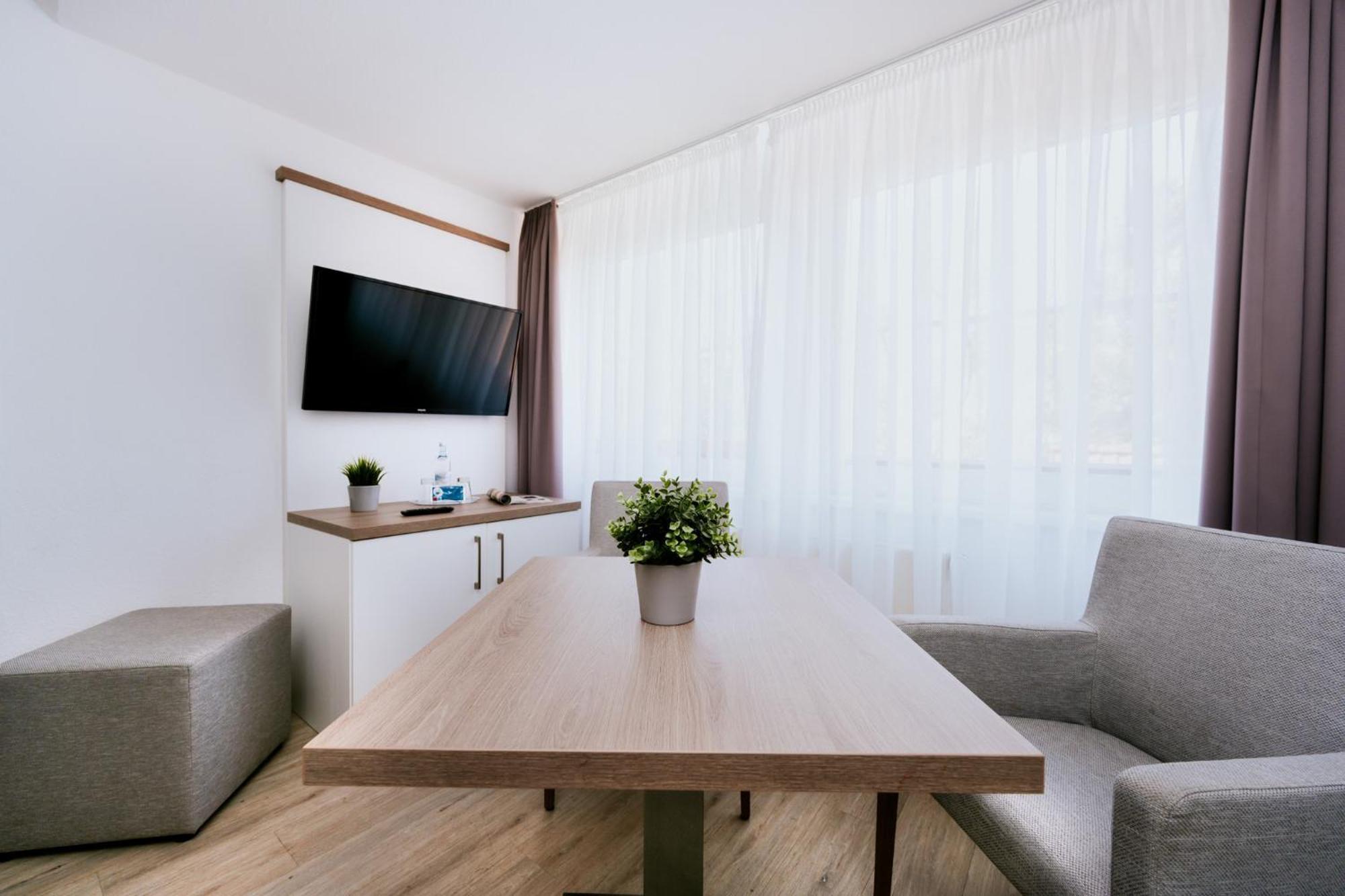 Hotel Zur Seemoewe Kirchdorf  Rom bilde