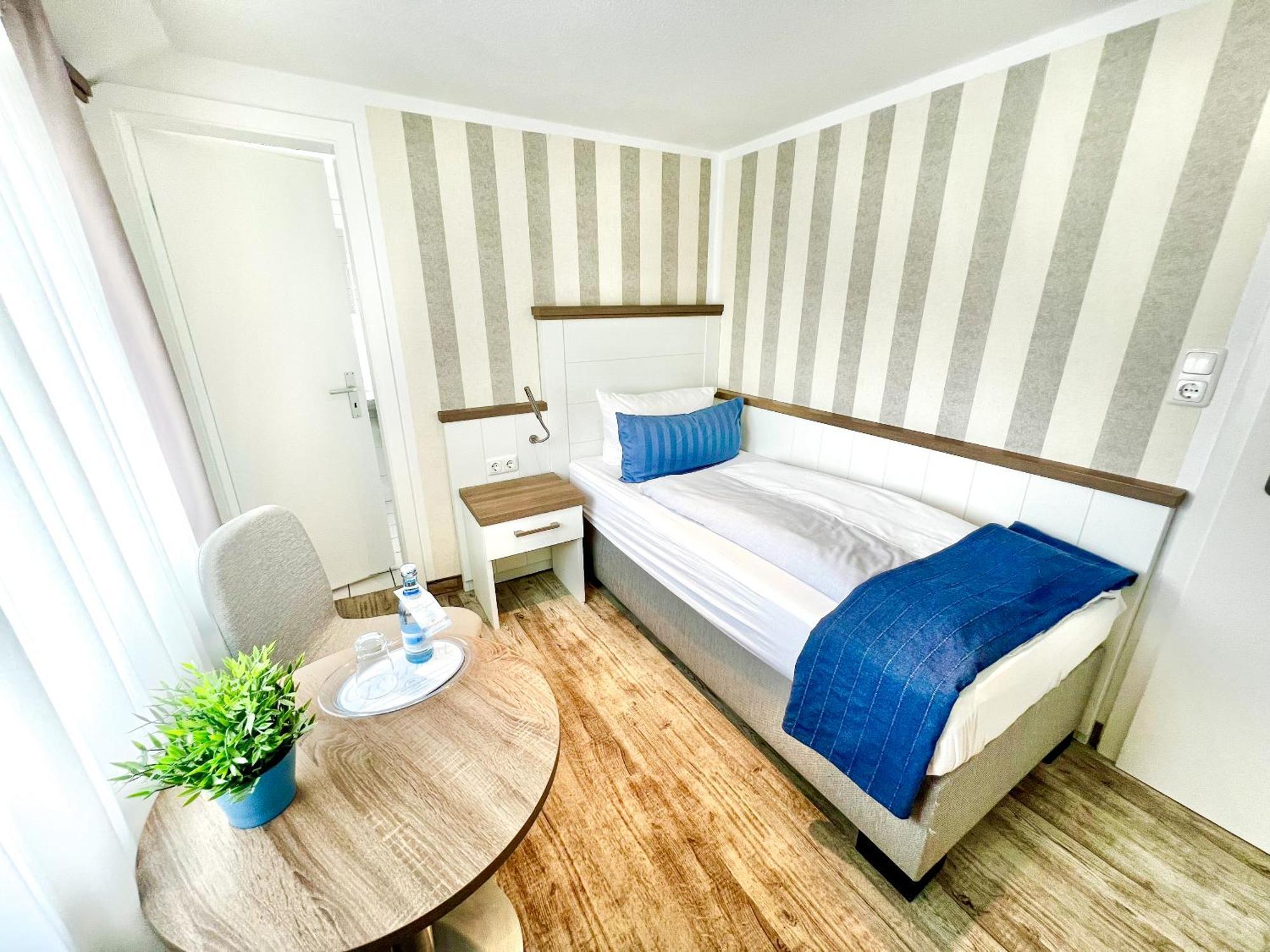 Hotel Zur Seemoewe Kirchdorf  Rom bilde
