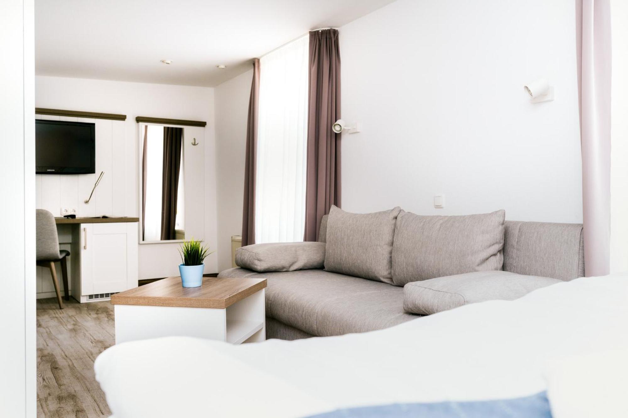 Hotel Zur Seemoewe Kirchdorf  Rom bilde
