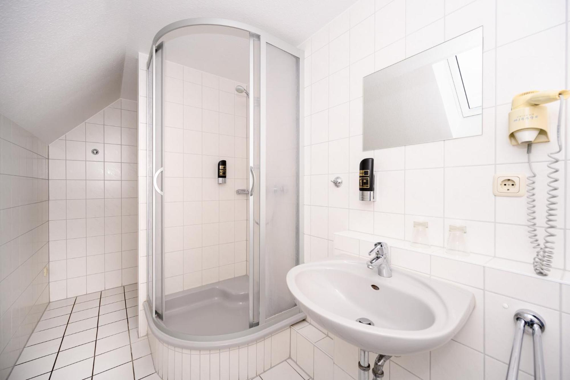 Hotel Zur Seemoewe Kirchdorf  Rom bilde