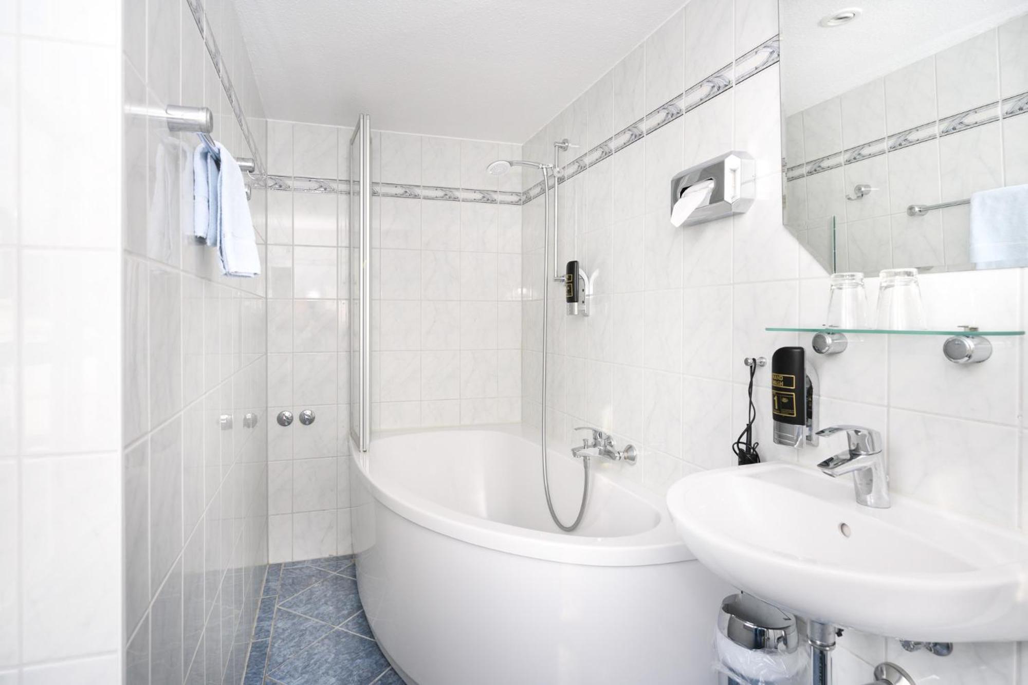 Hotel Zur Seemoewe Kirchdorf  Rom bilde